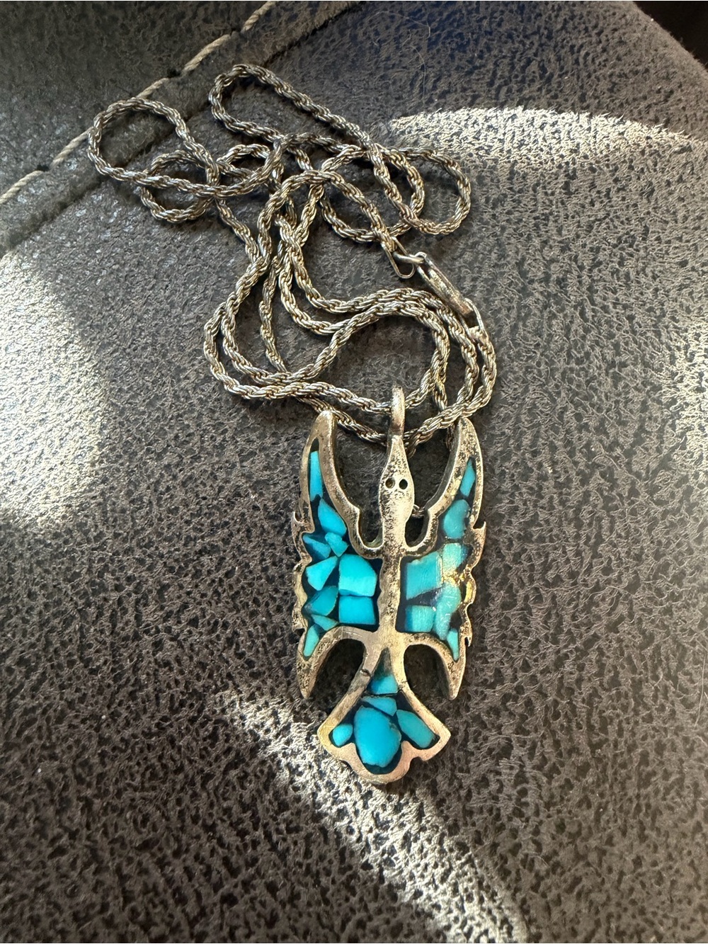 Vintage Turquoise Chip Inlay Peyote Bird Pendant–Sterling Silver w/ chain